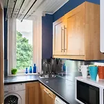 Pass The Keys Quiet 2Beds Flat With High Ceilings And Great Views